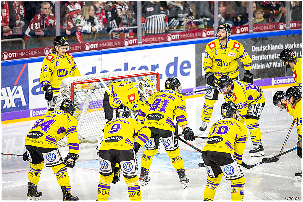 DEL;  Koelner Haie - Krefeld Pinguine; Koeln, 06.01.2020